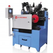 所述移动组件带动所述转