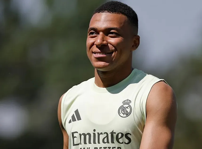 姆巴佩回应质疑：伤病真相曝光，皇马医疗团队