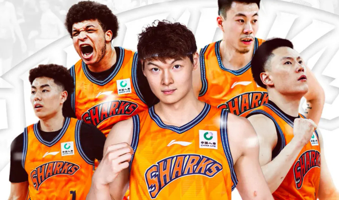 上海男篮客场大胜天津男篮 12连胜彰显逆袭之路