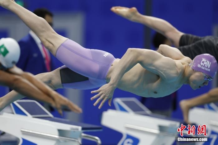 覃海洋斩获年度最佳游泳运动员称号 多项赛事包